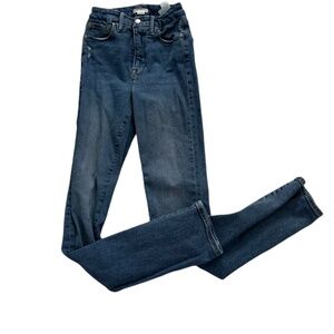 Good American Jeans | Slim Fit | Light Wash | 4